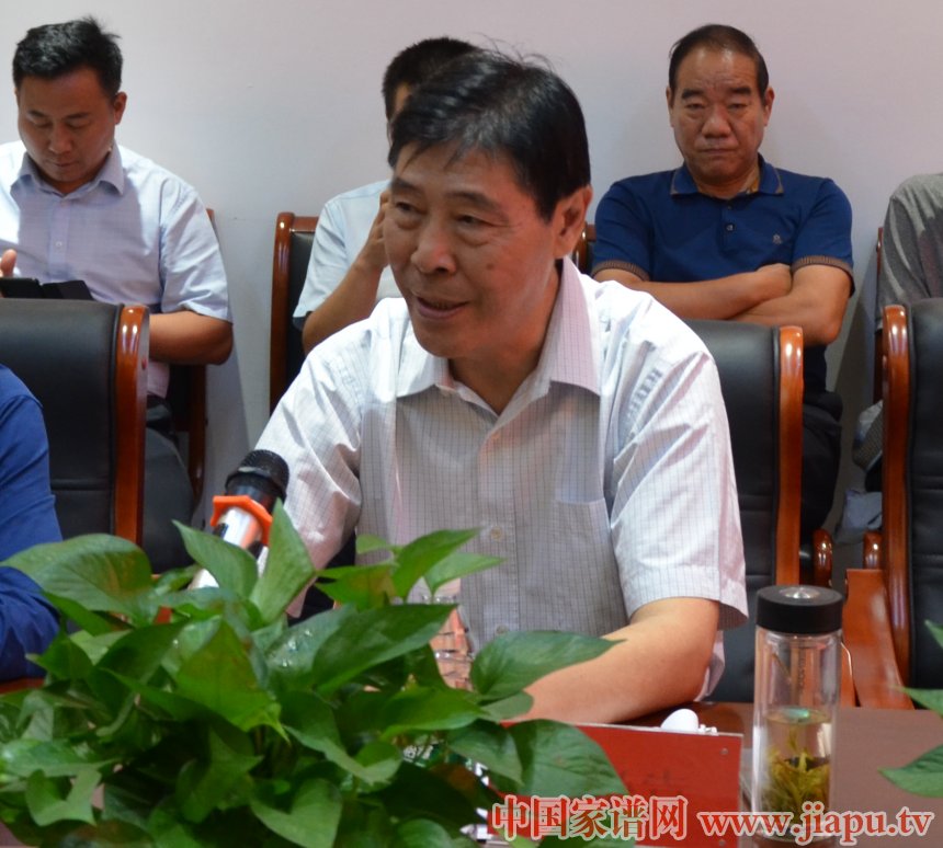 中华袁氏馆开馆仪式暨袁姓文化座谈会在郑州举行 (8).jpg