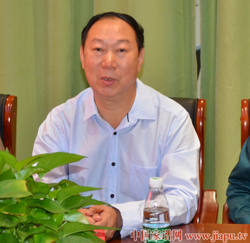 中华袁氏馆开馆仪式暨袁姓文化座谈会在郑州举行 (9).jpg